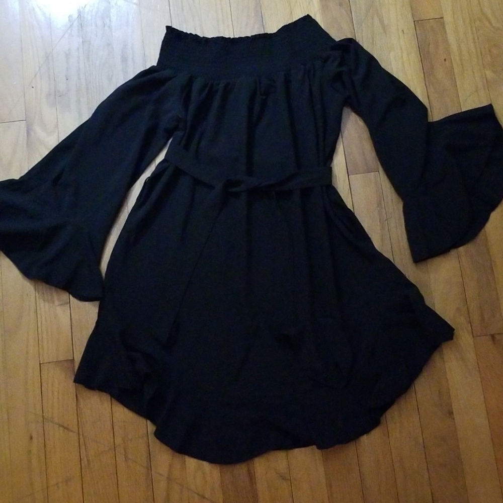 Black off the should dress